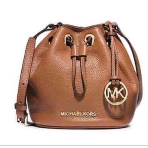 Micheal Kors leather crossbody mini bucket bag